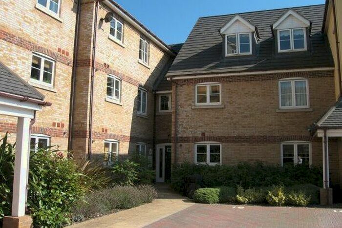 2 Bedroom Flat To Rent In Doulton Close, Weymouth, DT4