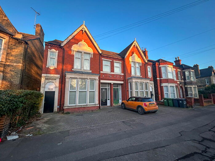 2 Bedroom Flat For Sale In Fletton Avenue, Fletton, PE2