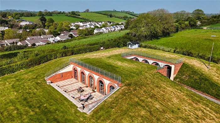 4 Bedroom Detached House For Sale In Barnstaple, Devon, EX32