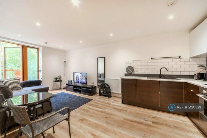 1 Bedroom Flat To Rent In Arboretum Place, Barking, IG11