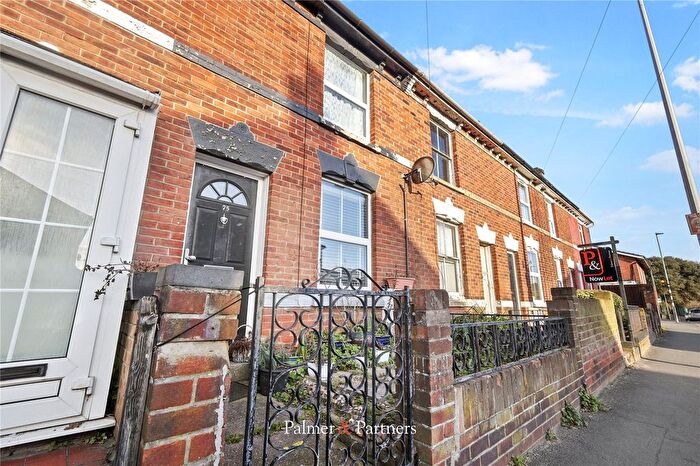 2 Bedroom Terraced House To Rent In Mersea Road, Colchester, Essex, CO2