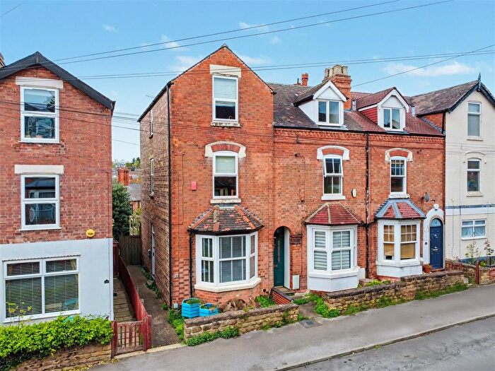 4 Bedroom End Terrace House For Sale In Burnham Street, Nottingham, NG5