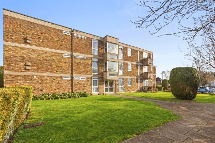 2 Bedroom Apartment For Sale In Cressex Road, High Wycombe, HP12