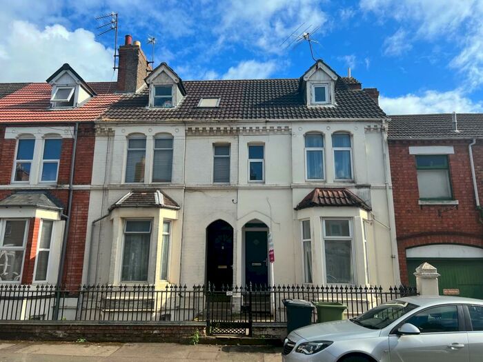 4 Bedroom House To Rent In Knox Road, Wellingborough, NN8