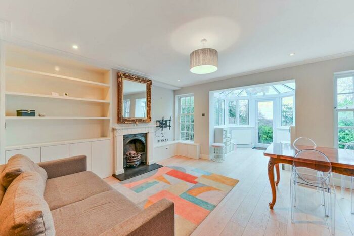 4 Bedroom House To Rent In South Norwood Hill, South Norwood, London, SE25