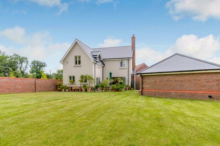 4 Bedroom Detached House For Sale In Springwood, Slinfold, Horsham, West Sussex, RH13