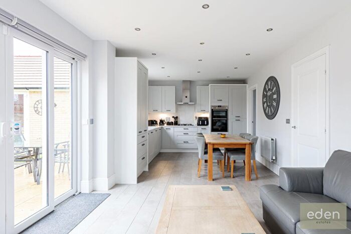 4 Bedroom Detached House For Sale In Sephton Close, Aylesford, ME20