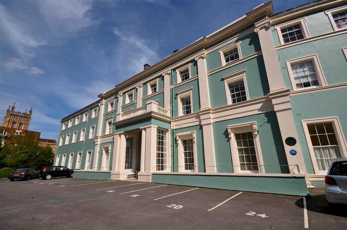 2 Bedroom Flat To Rent In Abbey Road, Malvern, WR14