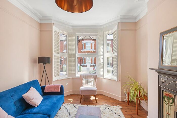 4 Bedroom Terraced House To Rent In Kinsale Road, Peckham, SE15