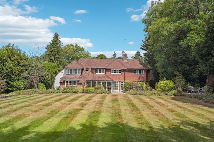 5 Bedroom Detached House For Sale In Main Drive, Gerrards Cross, Buckinghamshire, SL9