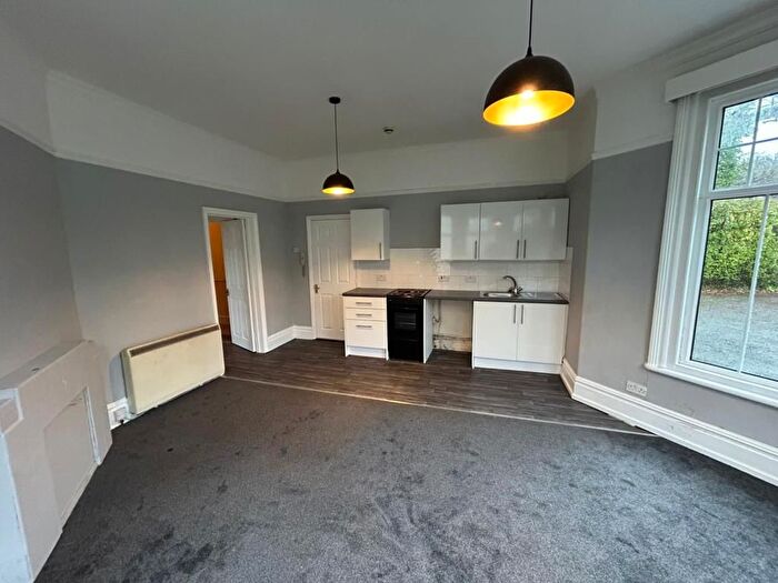 1 Bedroom Flat To Rent In Cefnllys Lane, Llandrindod Wells, LD1