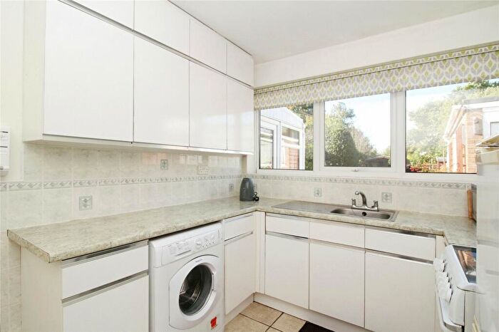 2 Bedroom Bungalow For Sale In Leighton Crescent, Elmesthorpe, Leicester, Leicestershire, LE9