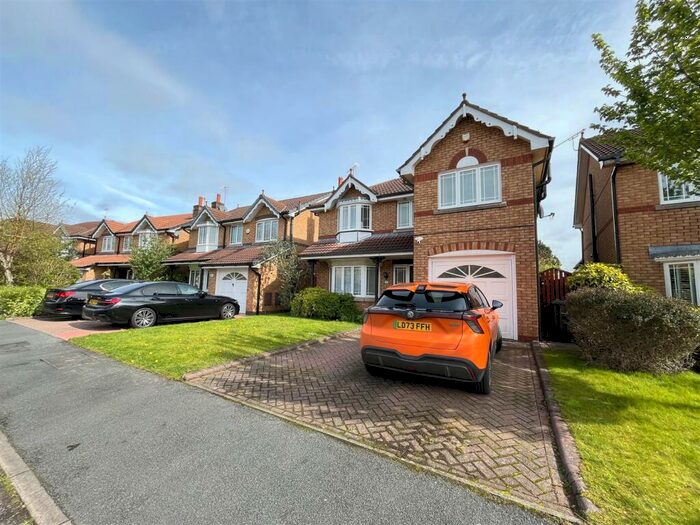 4 Bedroom House To Rent In Sandhurst Drive, Wilmslow, Cheshire, SK9