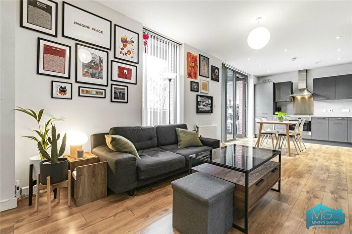 1 Bedroom Flat For Sale In Kidderpore Avenue, Hampstead, London, NW3
