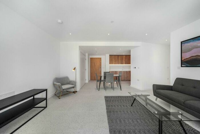 2 Bedroom Apartment To Rent In Georgette Apartments, E1