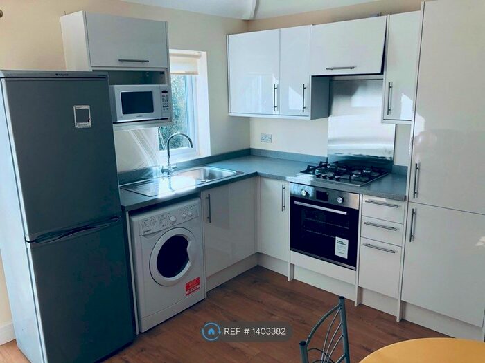 1 Bedroom Flat To Rent In Canley, Coventry, CV4