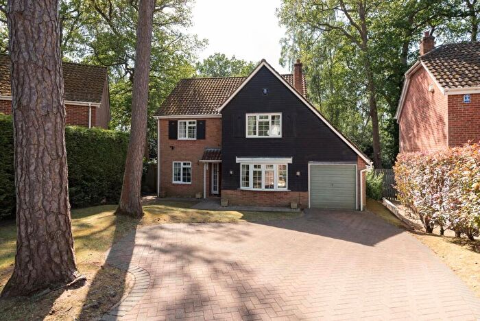 4 Bedroom Detached House For Sale In The Heath, Leighton Buzzard, LU7