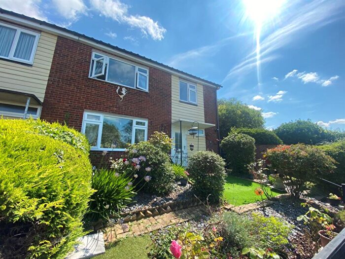 3 Bedroom Semi-Detached House For Sale In Chapelfields, Stanstead Abbotts, Ware, SG12