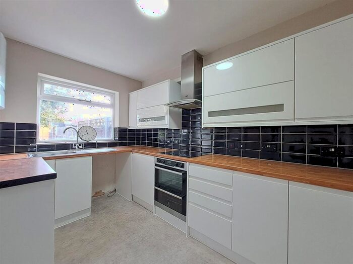 3 Bedroom Property To Rent In Clive Road, Enfield, EN1