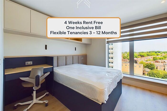 Studio To Rent In The Apiary, Ealing, W5