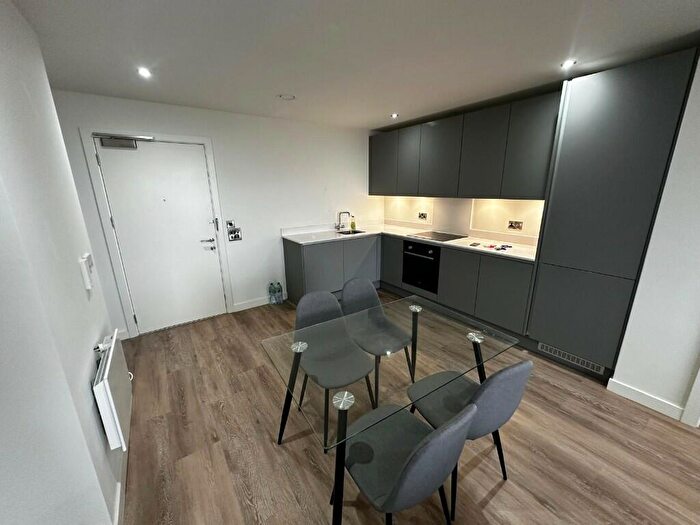 2 Bedroom Apartment To Rent In Store Street, Manchester, Greater Manchester, M1