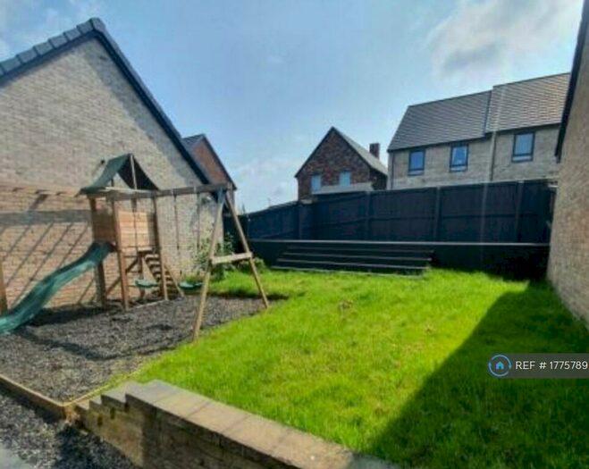 5 Bedroom Detached House To Rent In Harriets Heights, Blackburn, BB2