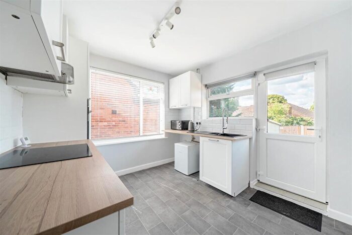 2 Bedroom Detached Bungalow For Sale In Everest Road, Rugby, CV22