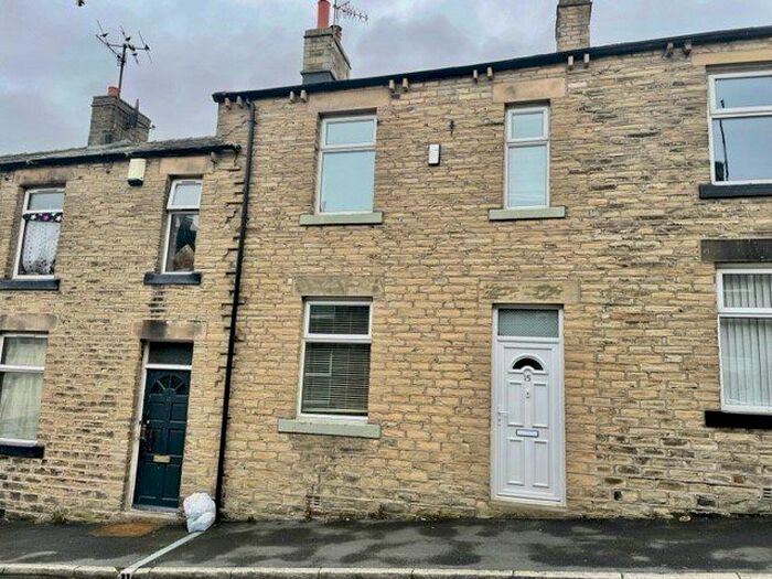 3 Bedroom Terraced House To Rent In Bennett Street, Skipton, North Yorkshire, BD23