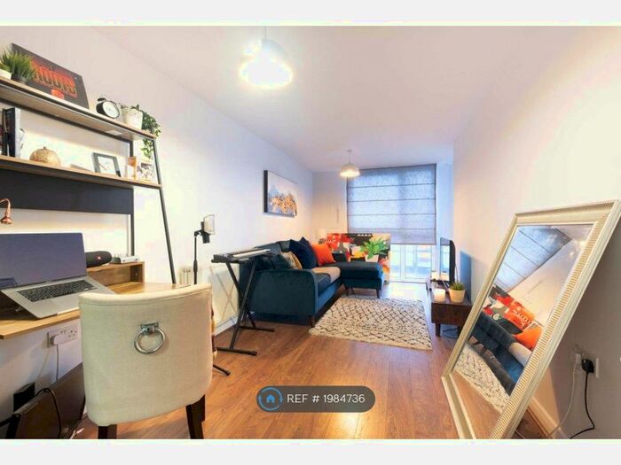 1 Bedroom Flat To Rent In Coppermill Heights, London, N17