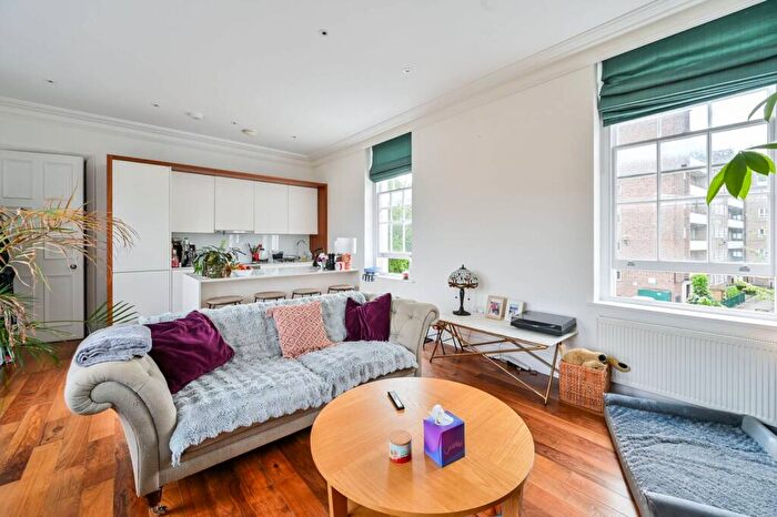 2 Bedroom Flat For Sale In Paradise Street, Bermondsey, London, SE16