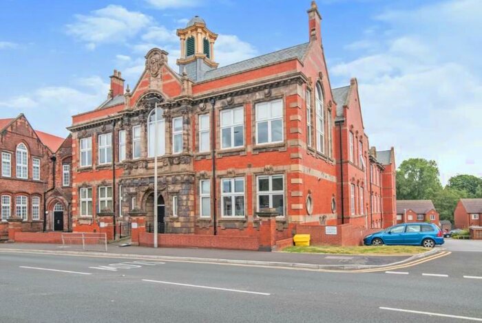 1 Bedroom Apartment To Rent In Crocketts Lane, Smethwick, B66