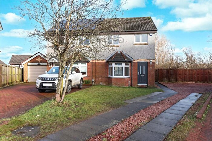 3 Bedroom Semi Detached House For Sale In Briarcroft Place, Robroyston, Glasgow, G33