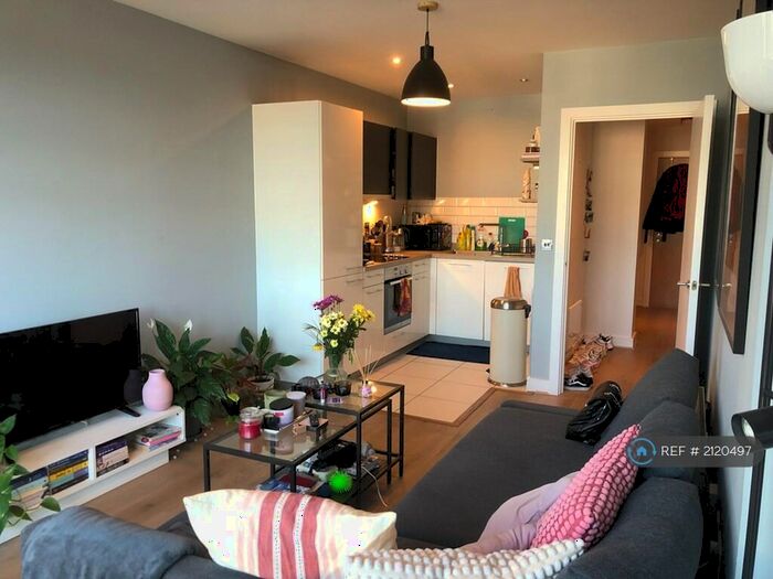 1 Bedroom Flat To Rent In Cotterells, Hemel Hempstead, HP1