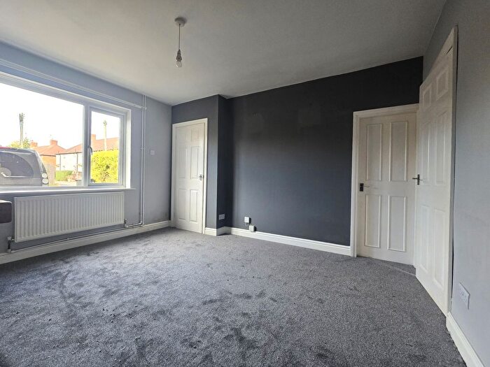 2 Bedroom End Of Terrace House To Rent In Oakfield Road, Market Drayton, TF9