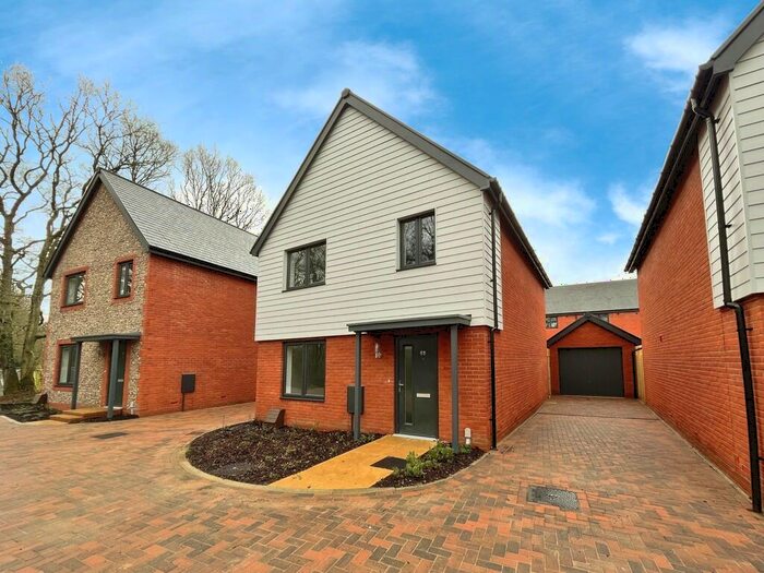 4 Bedroom Detached House To Rent In Stonyfield Road, Whiteley, PO15