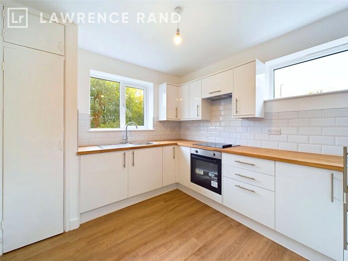 2 Bedroom Flat To Rent In Long Drive, Ruislip, Middlesex, HA4