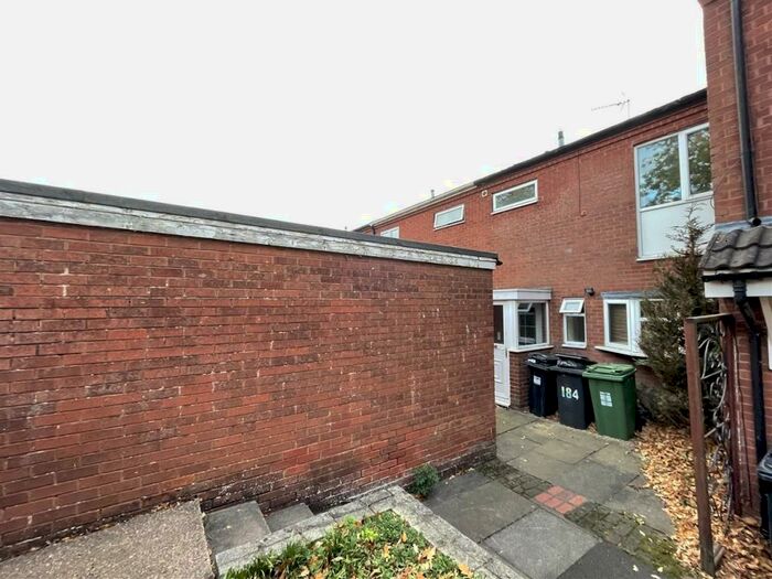 3 Bedroom Property To Rent In Greenlands Avenue, Redditch, B98