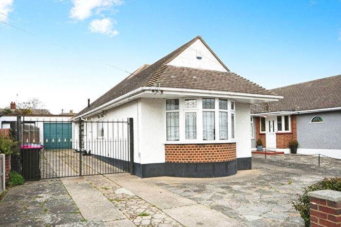 2 Bedroom Bungalow For Sale In Ashurst Avenue, Southend-On-Sea, Essex, SS2