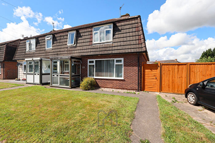 3 Bedroom Semi Detached House For Sale In The Mede, Freckleton, Preston, PR4