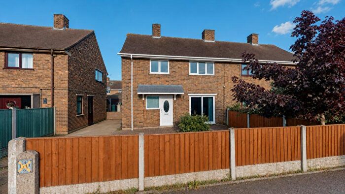 3 Bedroom Semi-Detached House For Sale In Common Lane, Shirebrook, Mansfield, Derbyshire, NG20