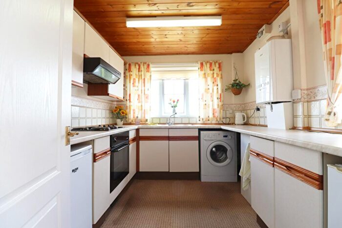 2 Bedroom Bungalow For Sale In Lark Rise, Scotter, Gainsborough, DN21