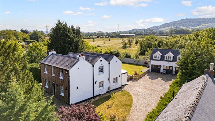 6 Bedroom Detached House For Sale In Main Road, Shurdington, Cheltenham, GL51
