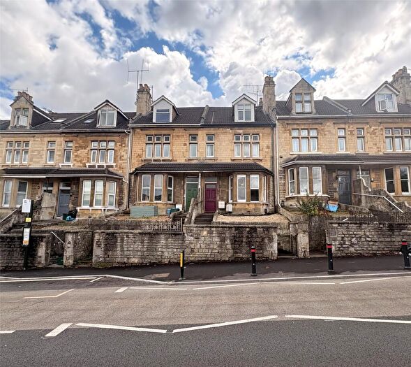 2 Bedroom Apartment To Rent In Wells Road, Bath, Somerset, BA2