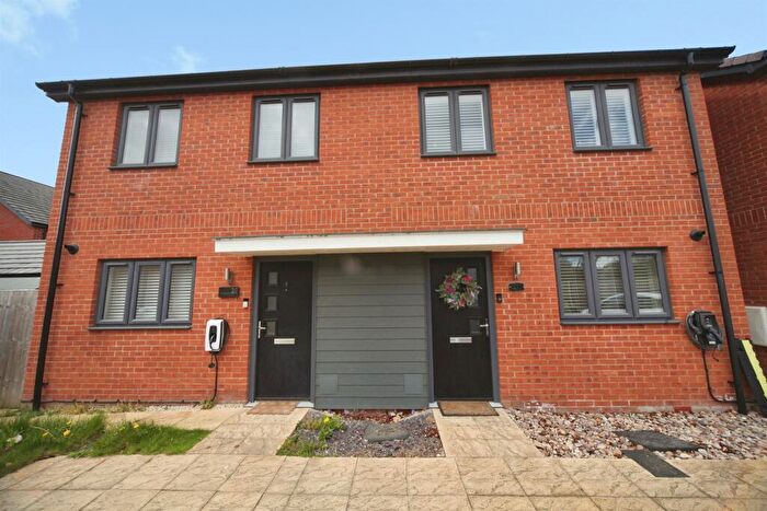 2 Bedroom Semi Detached House For Sale In Titus Grove, Houghton Regis, Dunstable, LU5