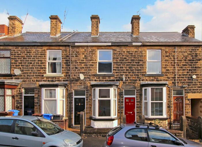 3 Bedroom Terraced House To Rent In Minto Road, Sheffield, S6