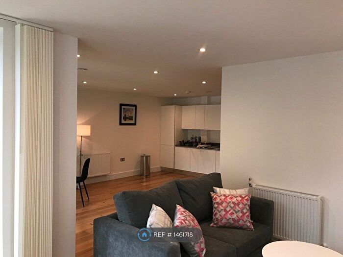 1 Bedroom Flat To Rent In Grove Place, London, SE9