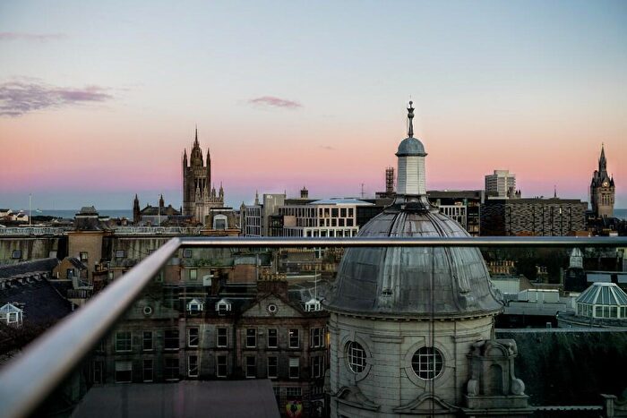 Studio To Rent In Schoolhill, Aberdeen, Aberdeenshire, AB10