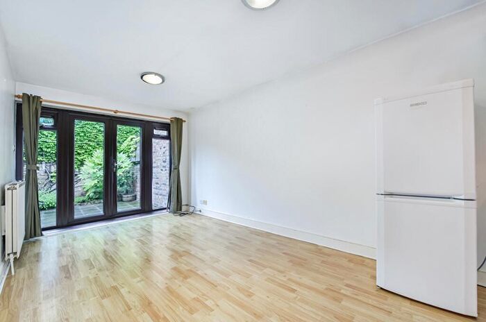 1 Bedroom Flat To Rent In Hornsey Road, Archway, N19