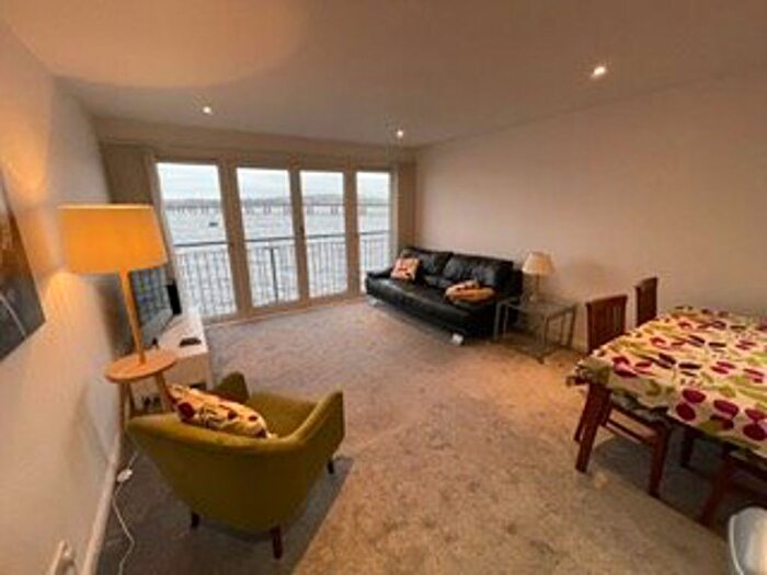 2 Bedroom Flat To Rent In Marine Parade Walk, Dundee, DD1