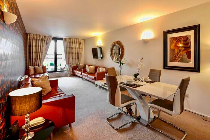 2 Bedroom Flat To Rent In Cromwell Road, London, SW7